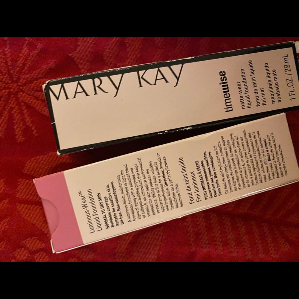 Mary Kay Luminous Wear liquid foundation